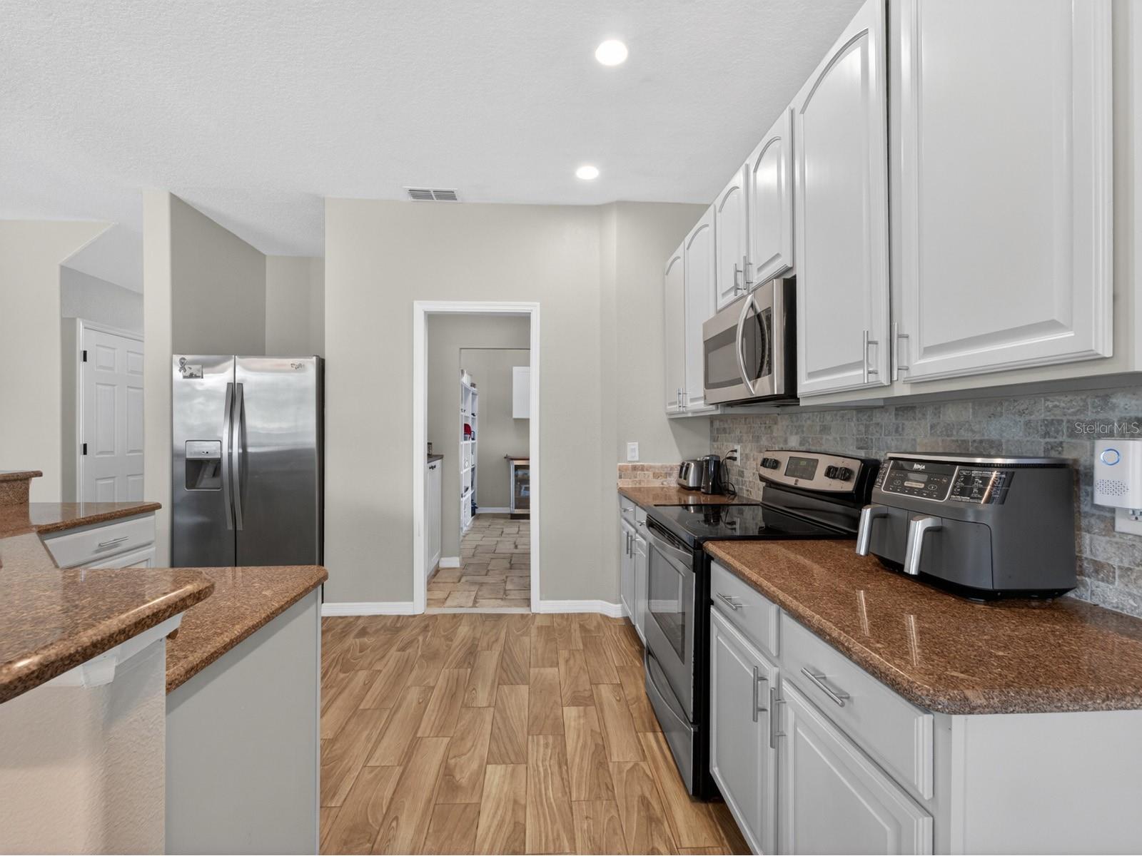 24215 Weldon Drive Eustis FL 32736 O6410352 image12
