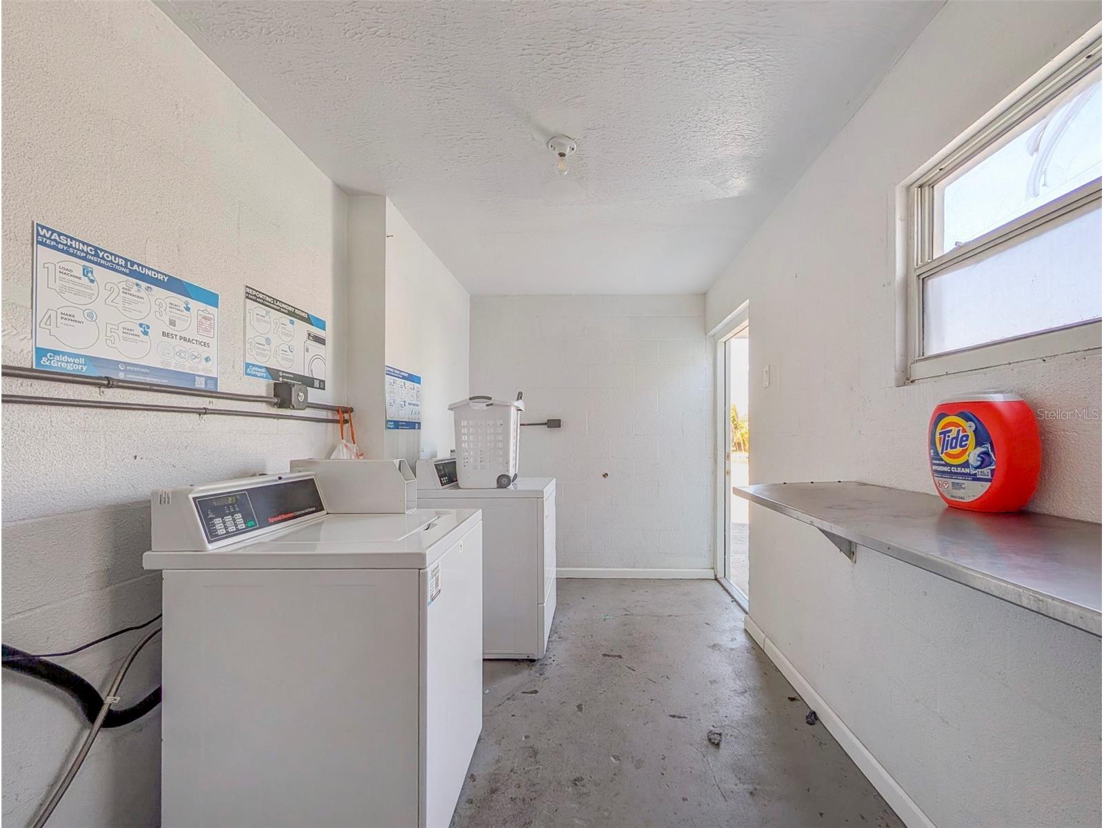 2422 11th Street W Bradenton FL 34205 A4687462 image21