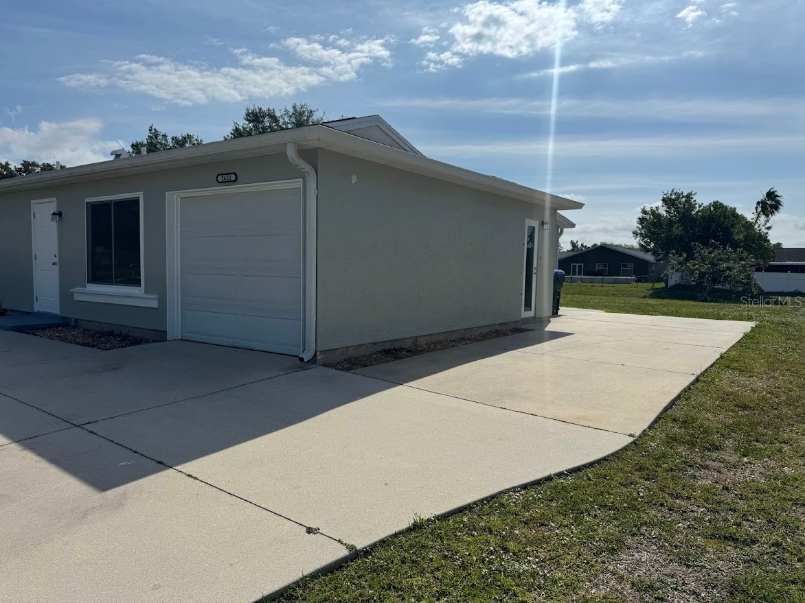 2422 Roxbury Circle North Port FL 34287 C7525215 image3