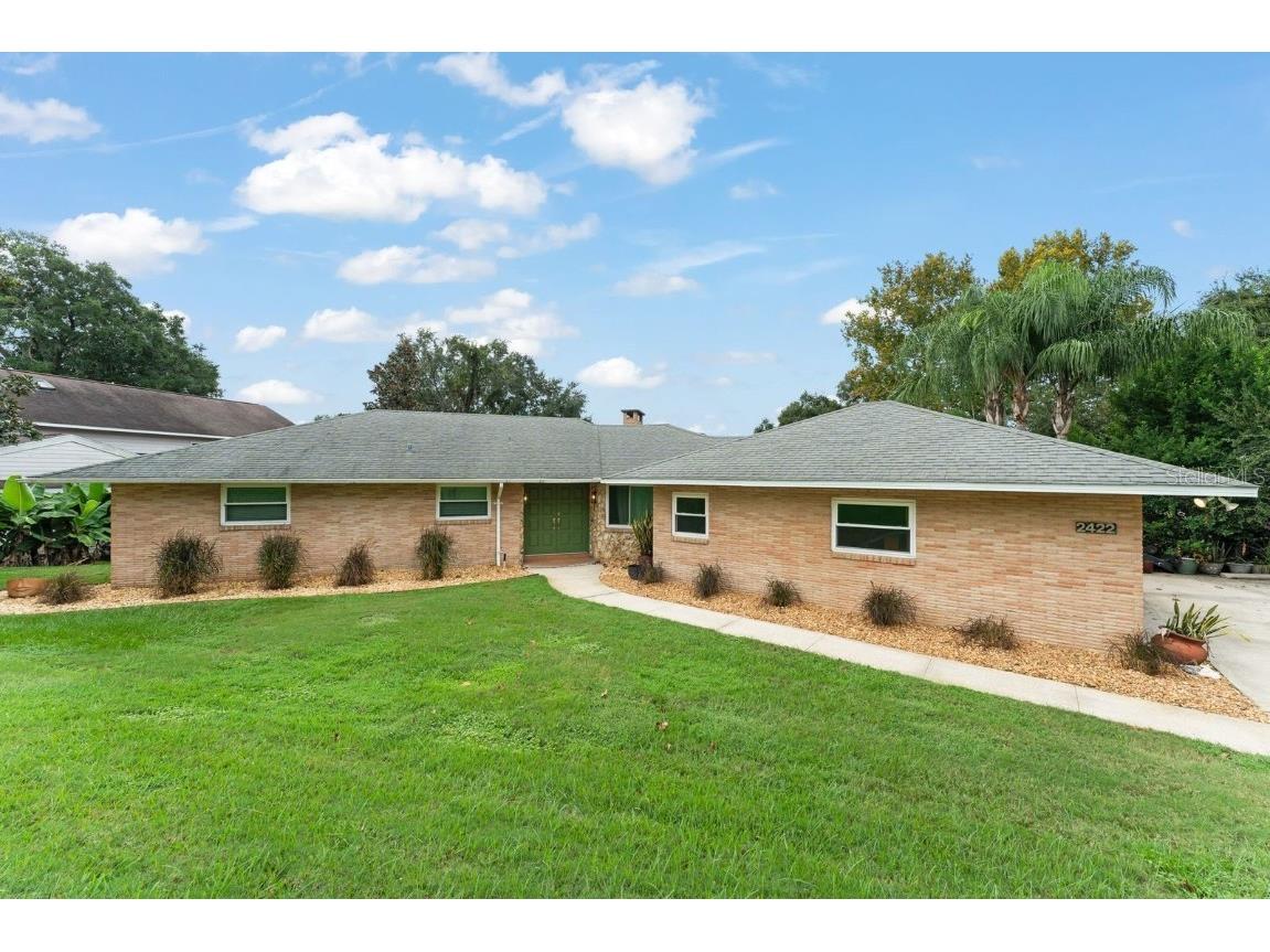 2422 Topping Place Eustis FL 32726 - East Crooked Lake O6348947 image1