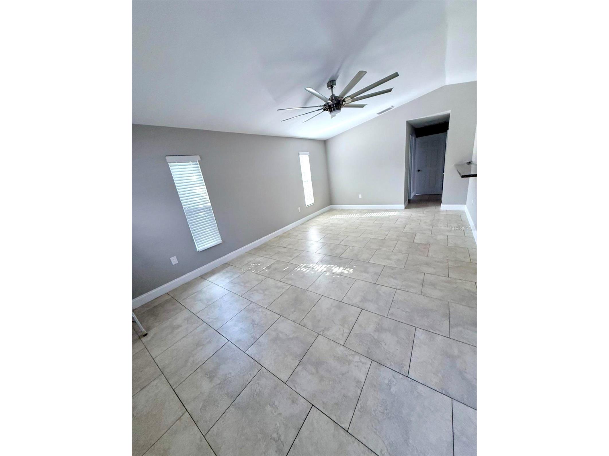 2423 23rd Street Sarasota FL 34234 A4688950 image3