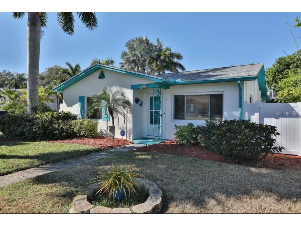 2423 58th Street S Gulfport FL 33707 U8161003 image1