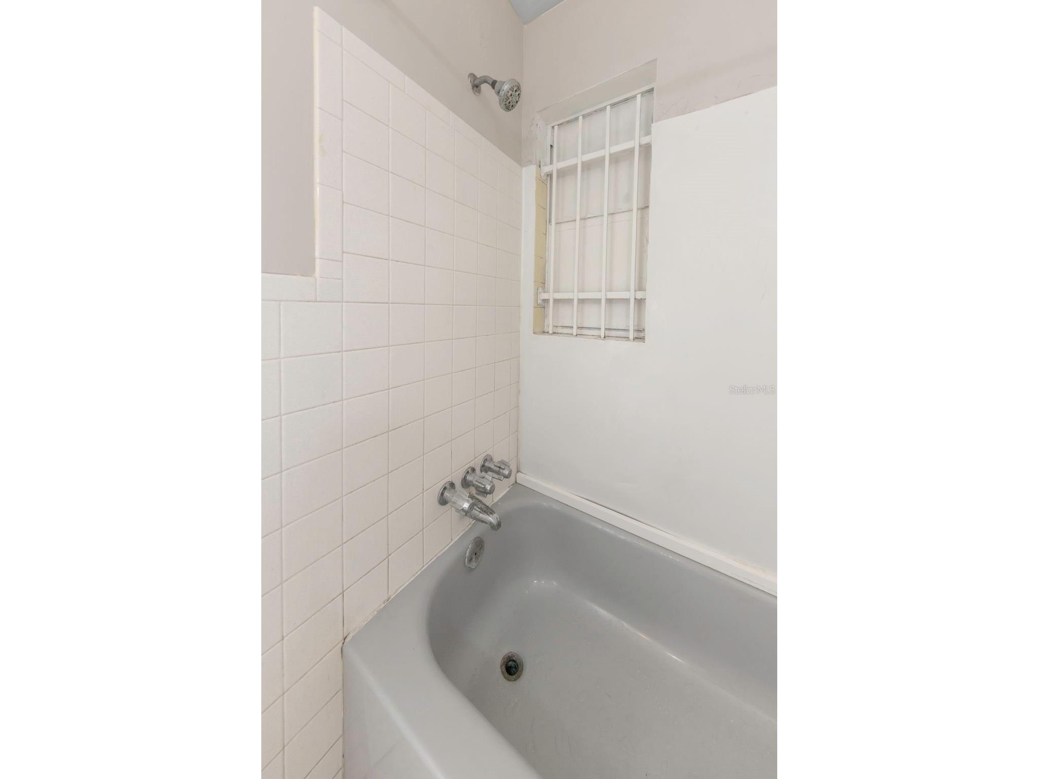 2423 Auburn Street S Saint Petersburg FL 33712 TB8471306 image18