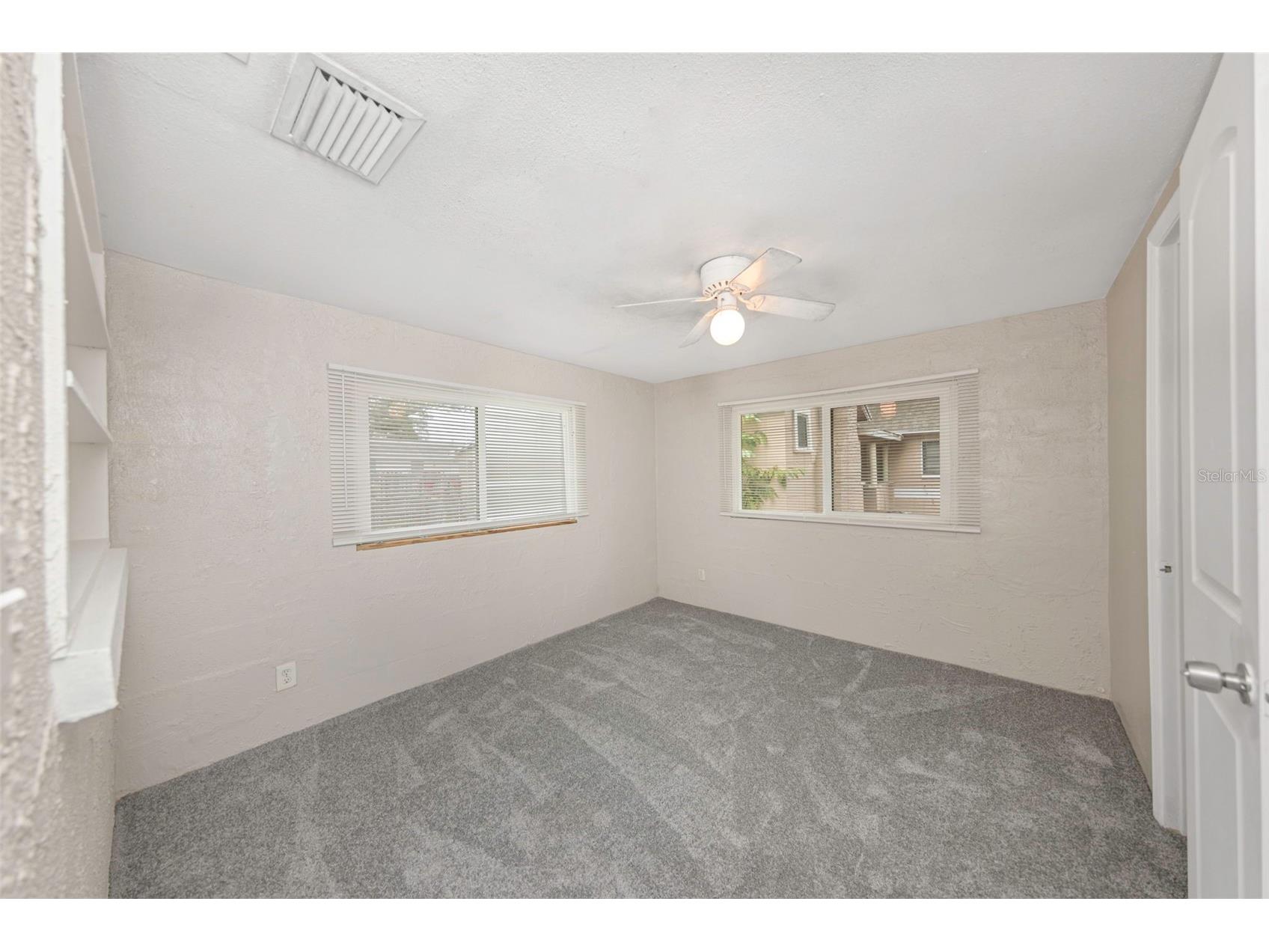 2423 Auburn Street S Saint Petersburg FL 33712 TB8471306 image19