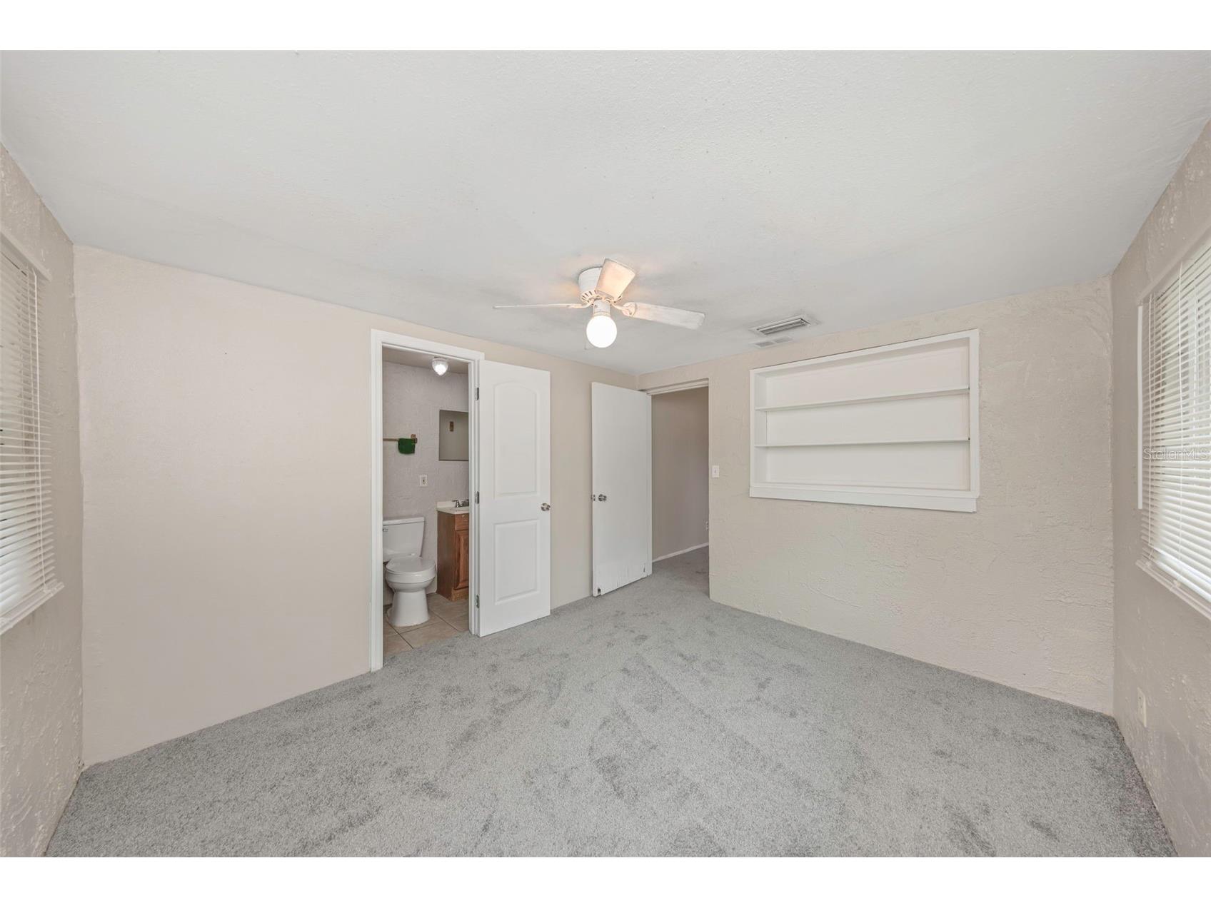 2423 Auburn Street S Saint Petersburg FL 33712 TB8471306 image20