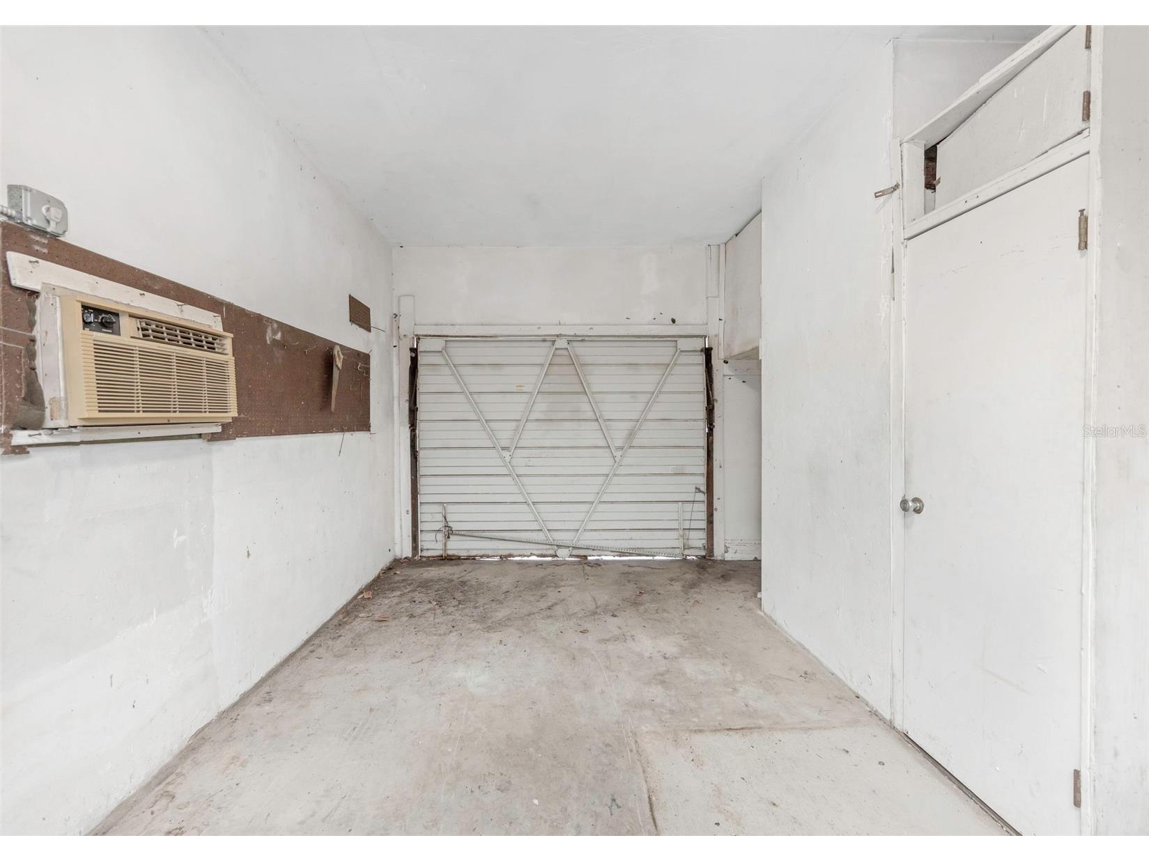 2423 Auburn Street S Saint Petersburg FL 33712 TB8471306 image27