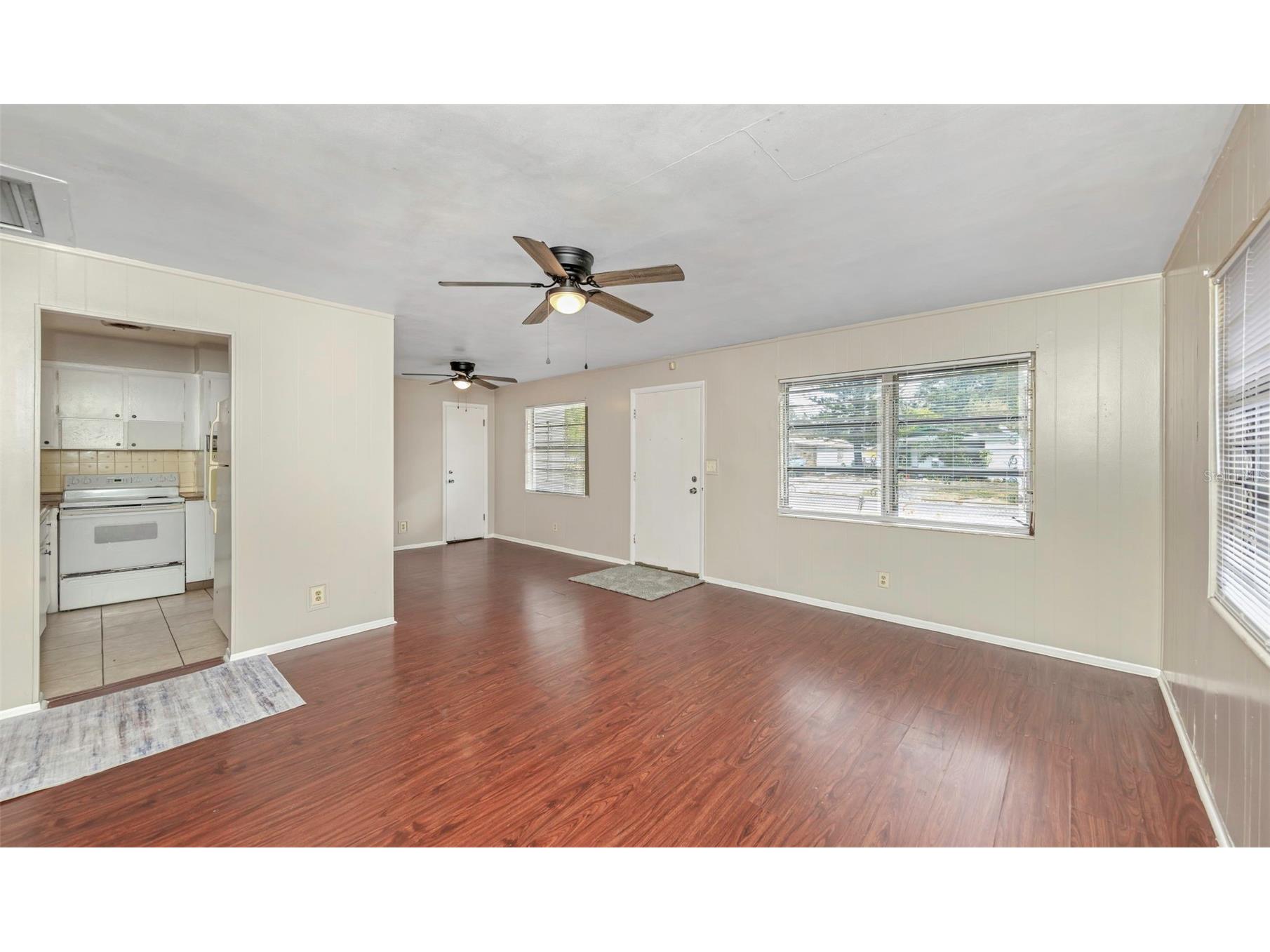 2423 Auburn Street S Saint Petersburg FL 33712 TB8471306 image7