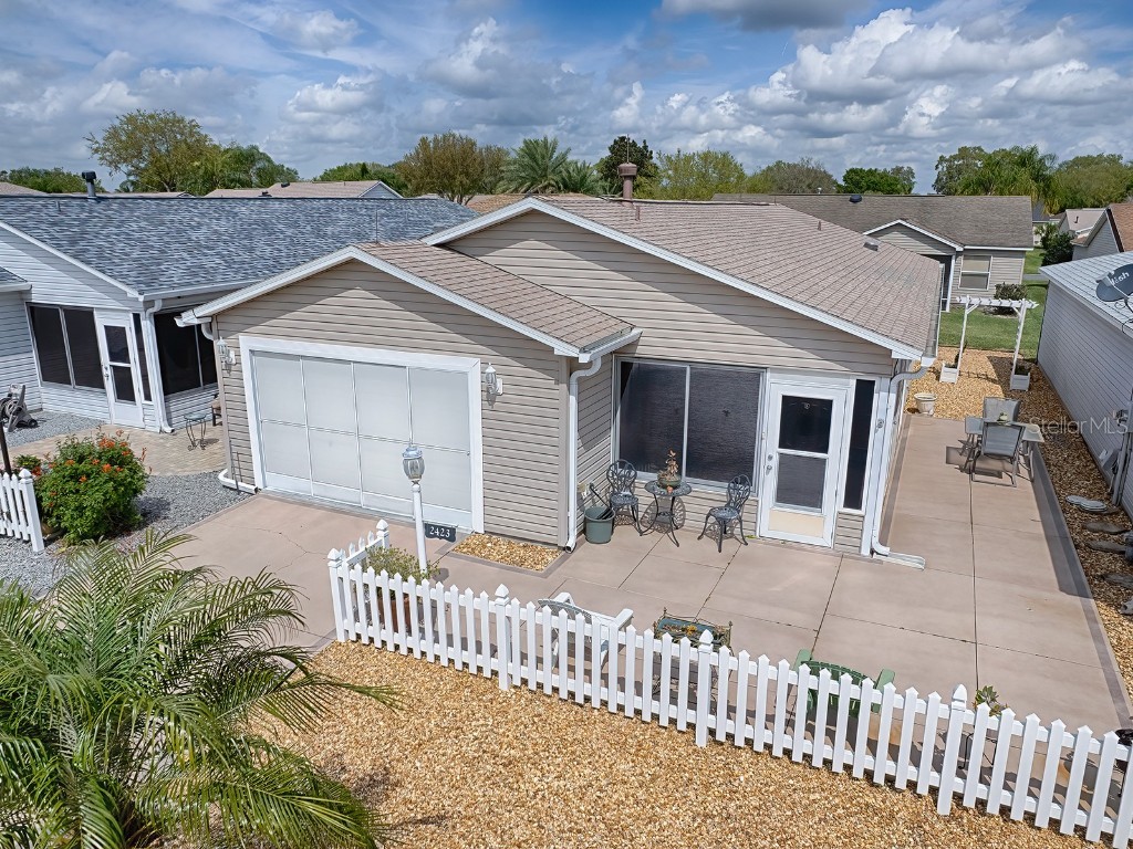 2423 Laurel Bay Lane The Villages FL 32162 G5079497 image1