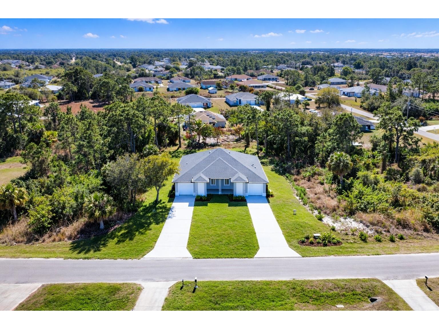 2423 Milton Avenue S Lehigh Acres FL 33973 C7522473 image1
