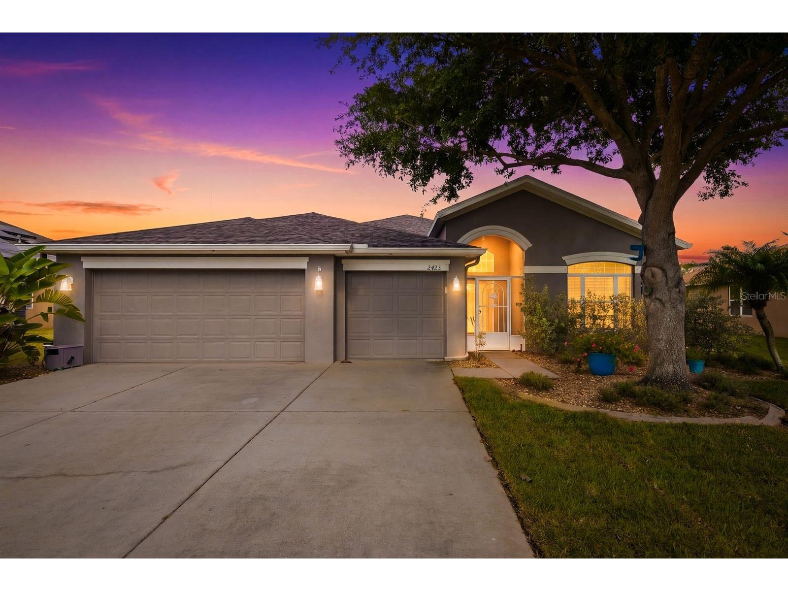 2423 Triggerfish Court Holiday FL 34691 TB8490796 image1