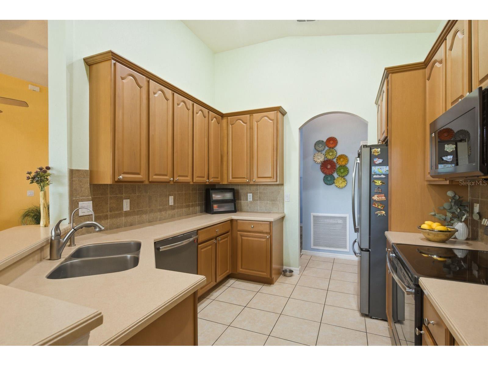 2423 Triggerfish Court Holiday FL 34691 TB8490796 image10