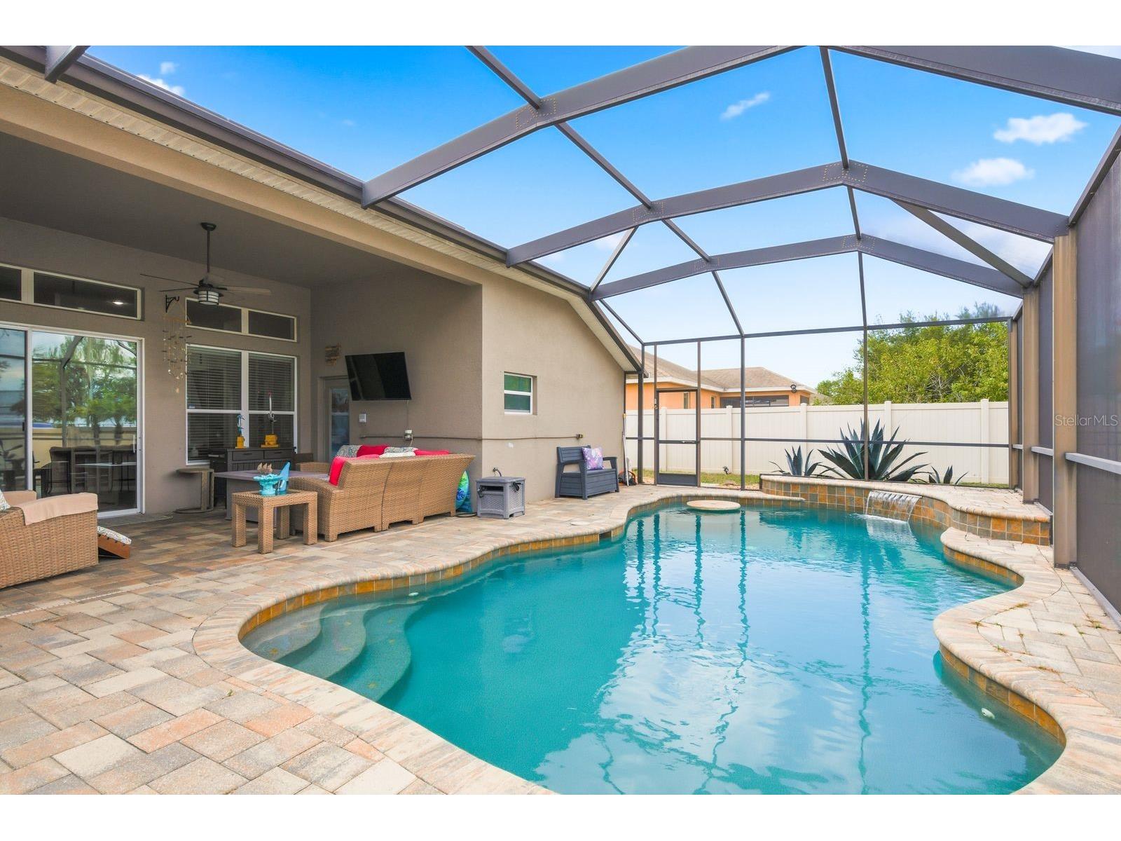 2423 Triggerfish Court Holiday FL 34691 TB8490796 image2