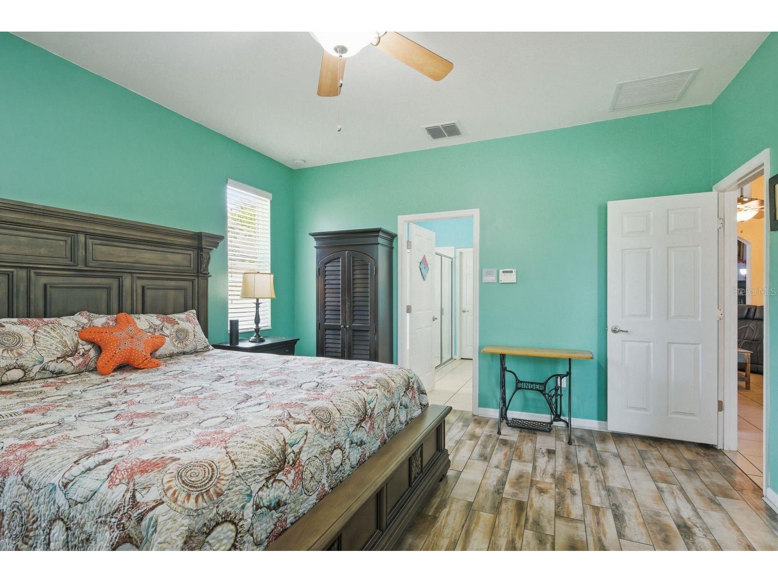 2423 Triggerfish Court Holiday FL 34691 TB8490796 image25