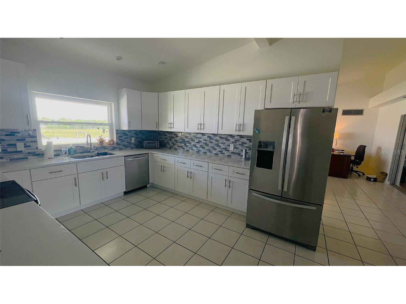 24239 Yacht Club Boulevard Punta Gorda FL 33955 C7510656 image10