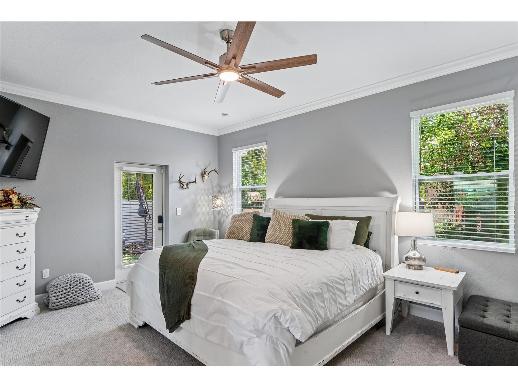 2424 12th Street S Saint Petersburg FL 33705 TB8511687 image13