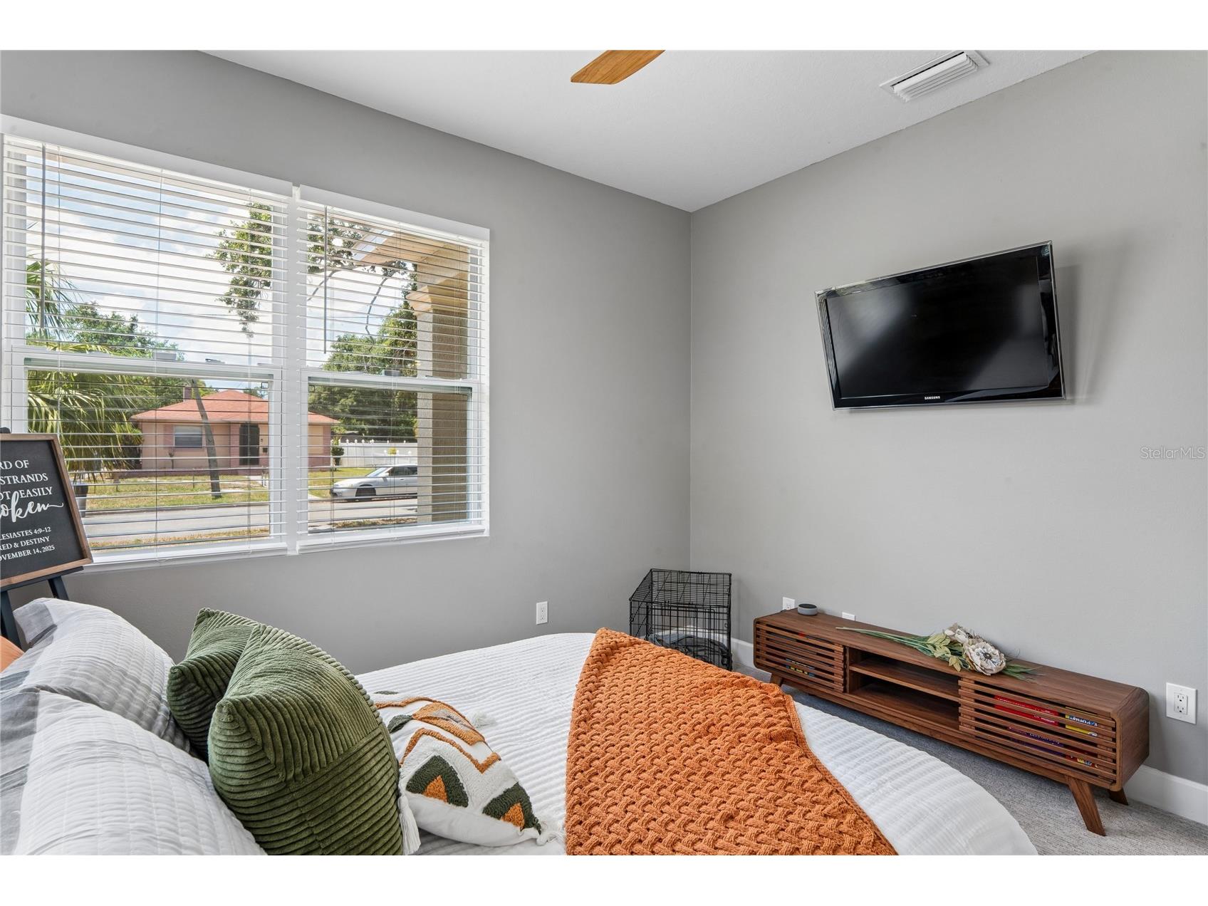 2424 12th Street S Saint Petersburg FL 33705 TB8511687 image24