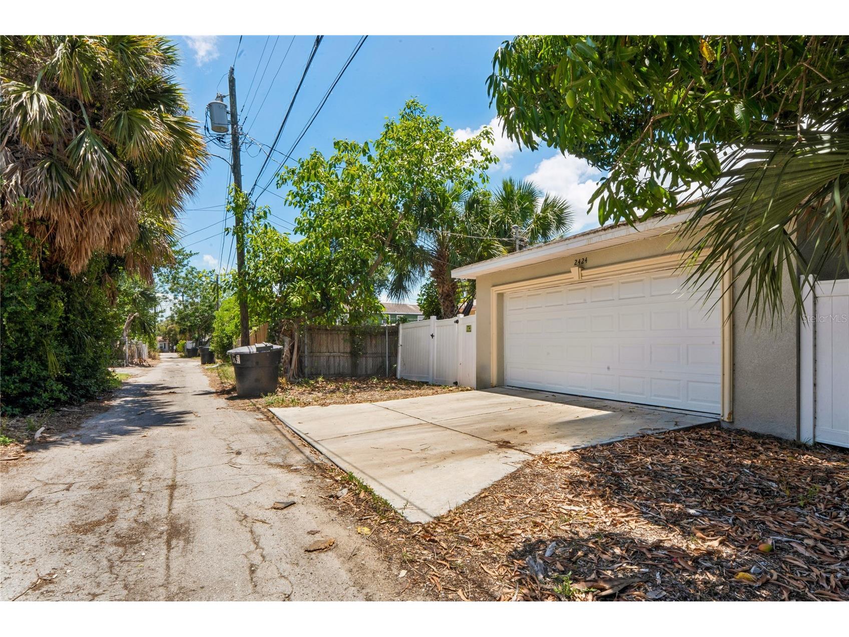 2424 12th Street S Saint Petersburg FL 33705 TB8511687 image30