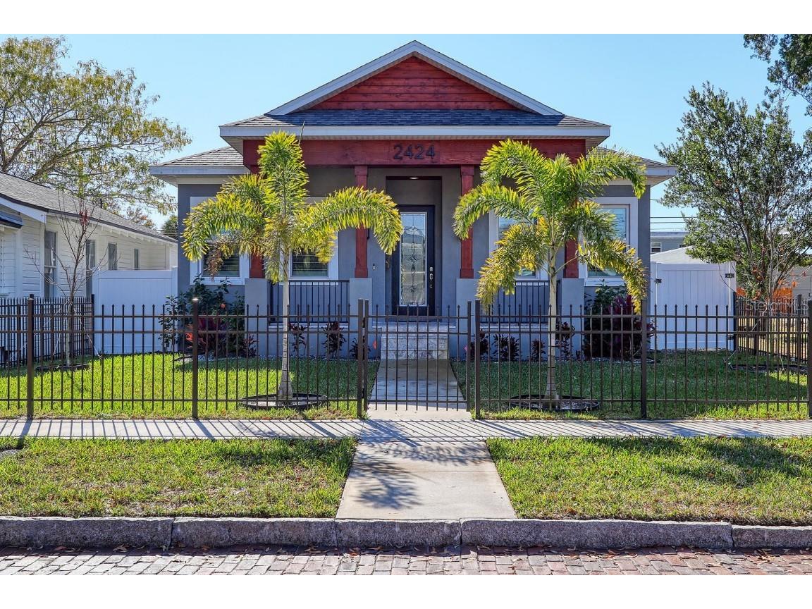 2424 4th Avenue S Saint Petersburg FL 33712 U8189244 image1