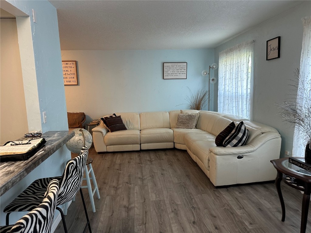 2424 51st Street Sarasota FL 34234 A4666163 image10