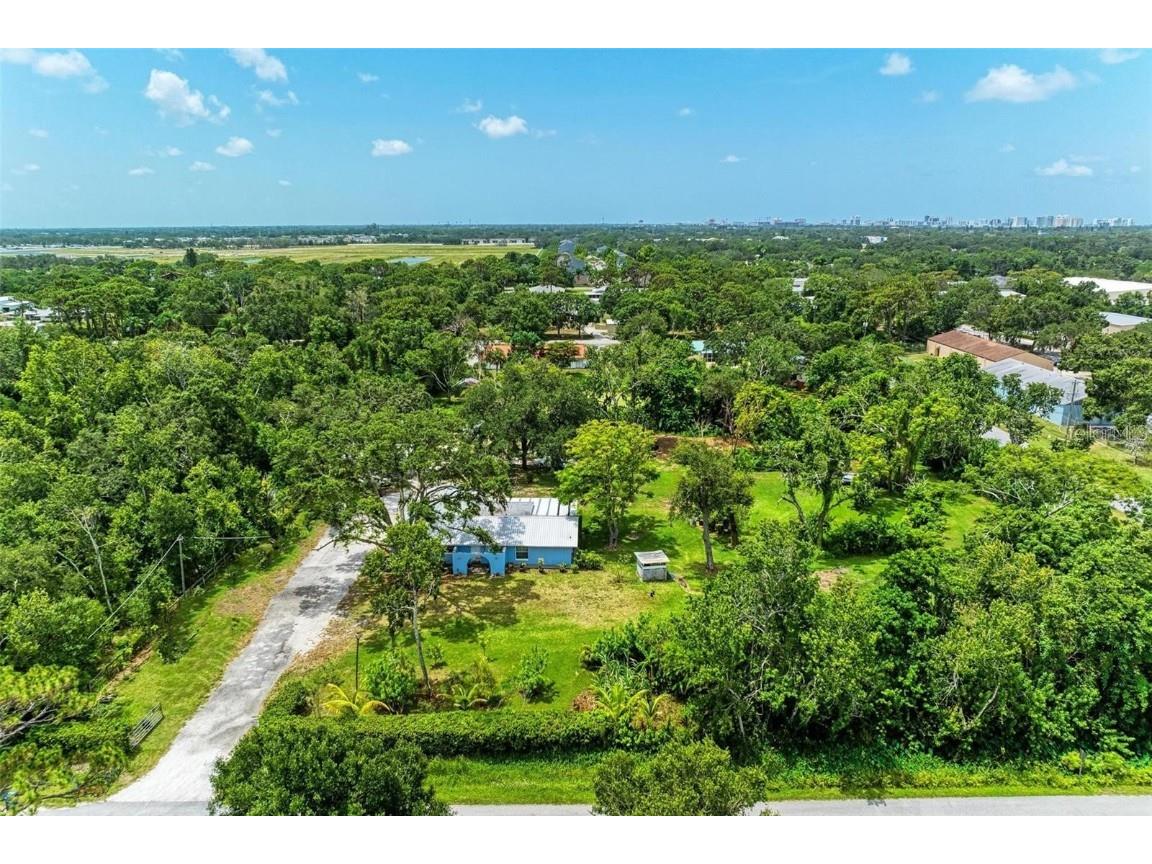 2424 51st Street Sarasota FL 34234 A4666163 image23