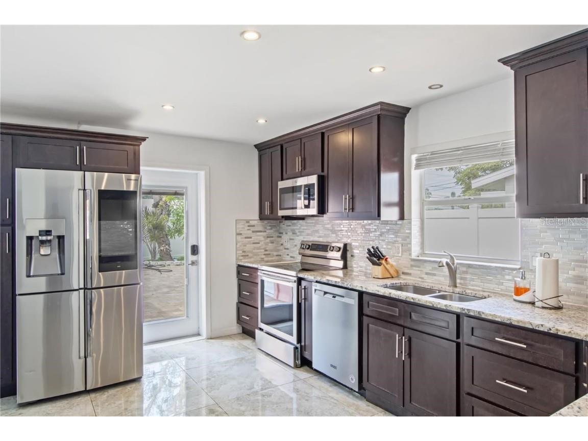 2424 61st Lane N Saint Petersburg FL 33710 TB8436109 image8