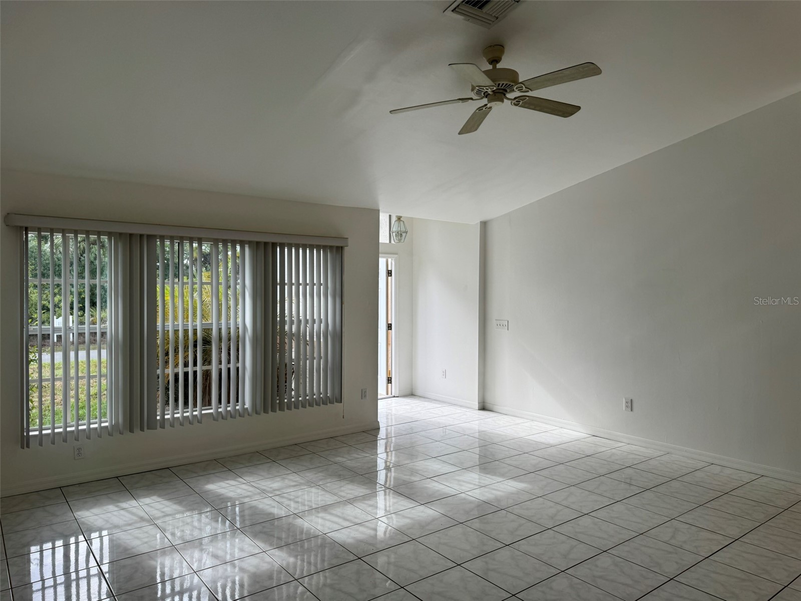 2424 Alhaven Terrace North Port FL 34286 D6146720 image6