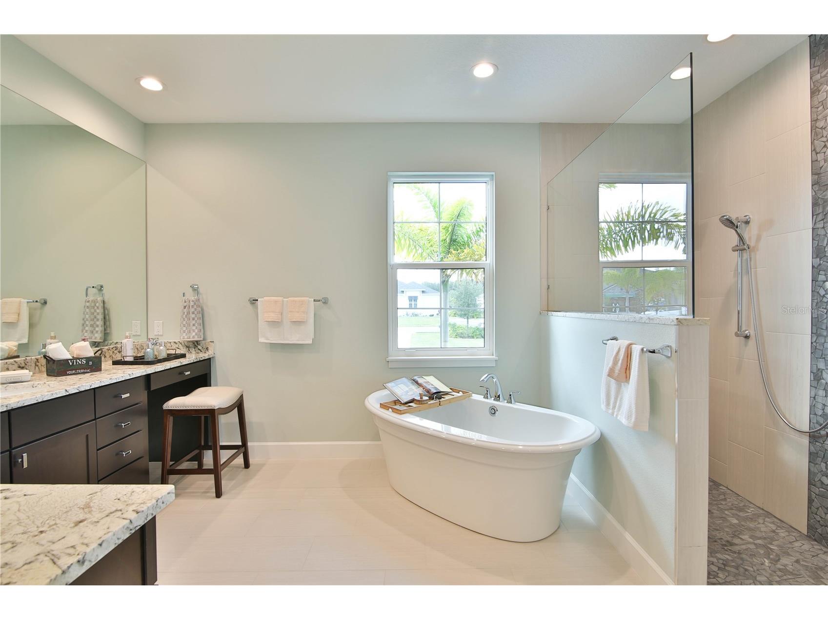 2424 Ashton Road Sarasota FL 34231 A4691268 image15