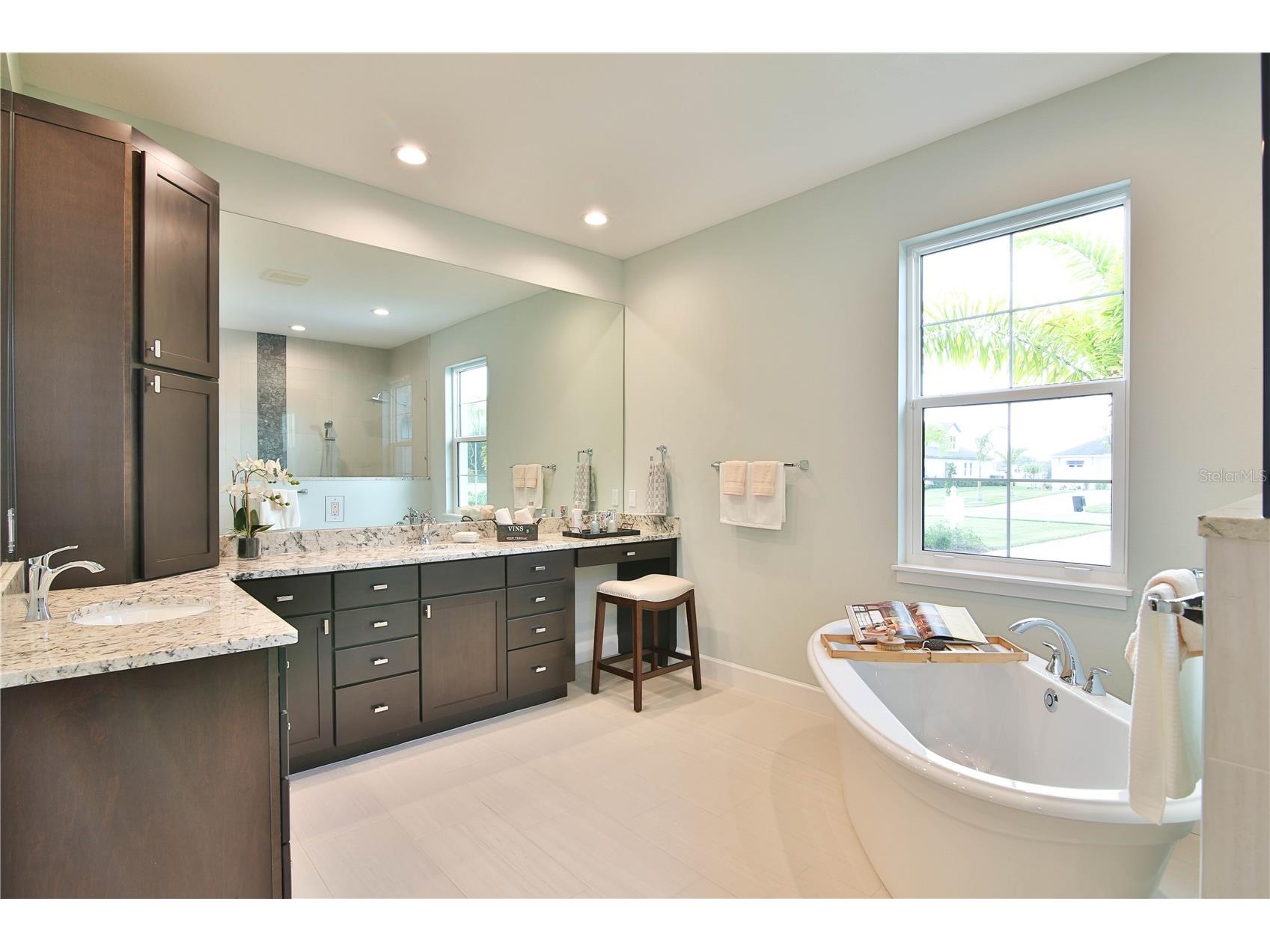 2424 Ashton Road Sarasota FL 34231 A4691268 image16
