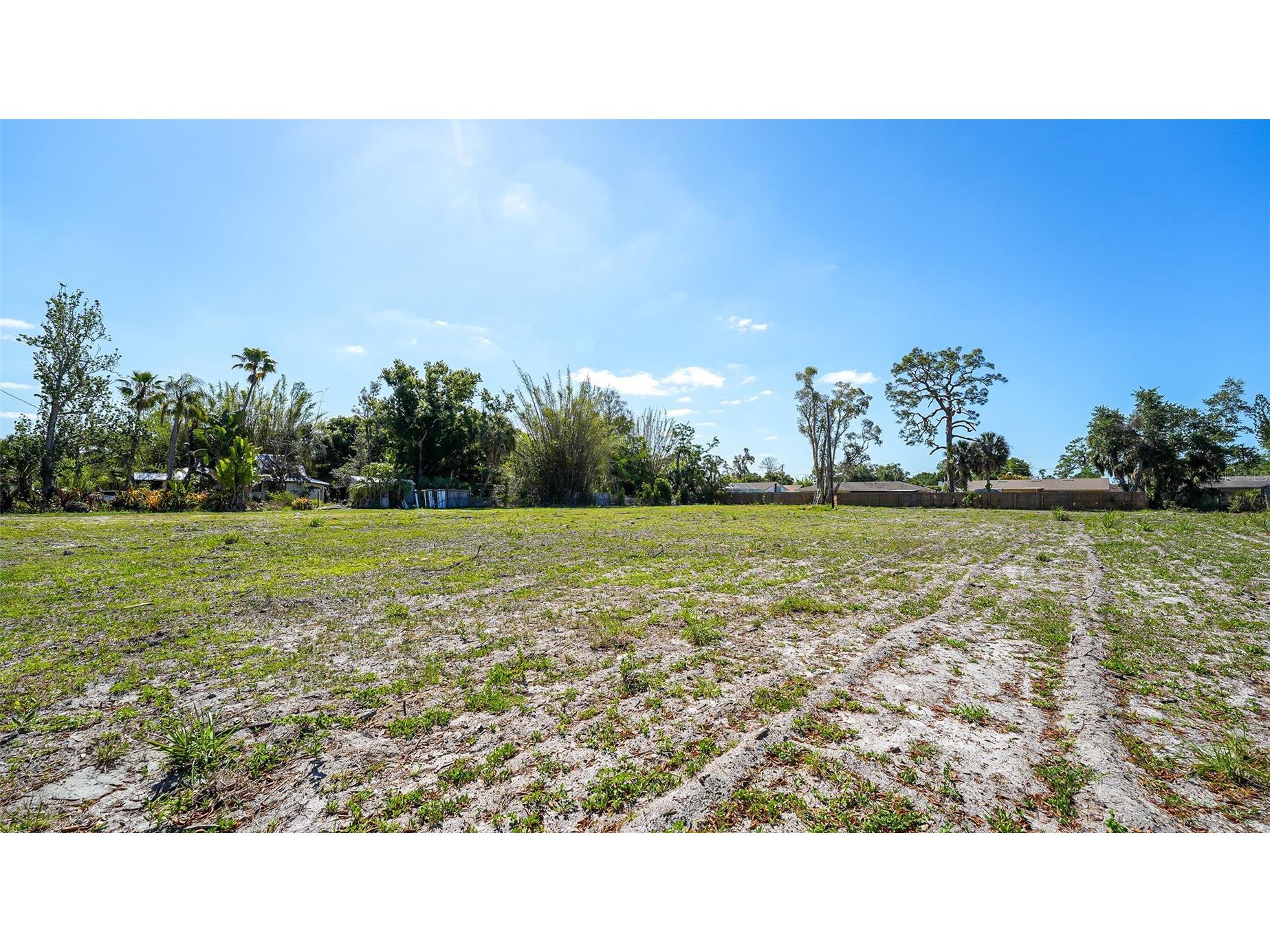 2424 Ashton Road Sarasota FL 34231 A4692212 image2