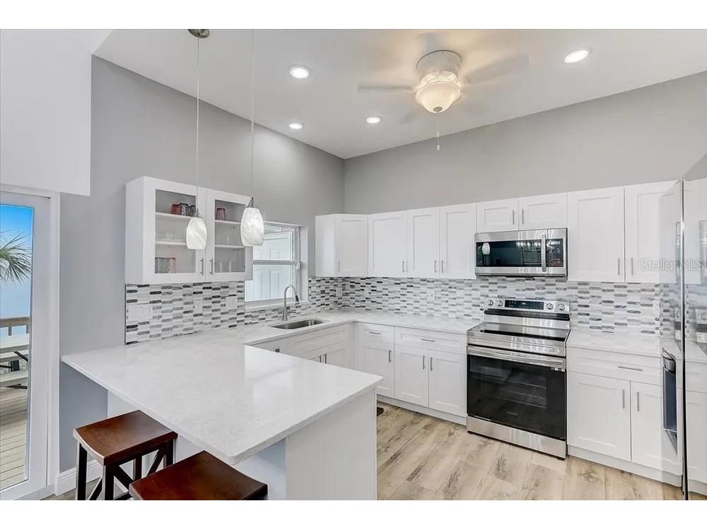 2424 Bay Drive Bradenton FL 34207 - SARASOTA BAY A4693459 image9