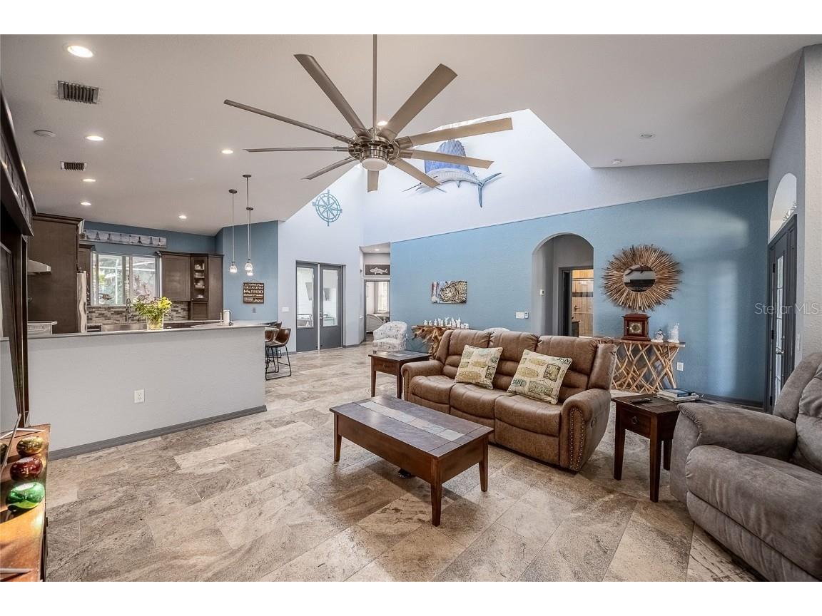 2424 Burns Avenue Lake Wales FL 33898 L4957741 image6