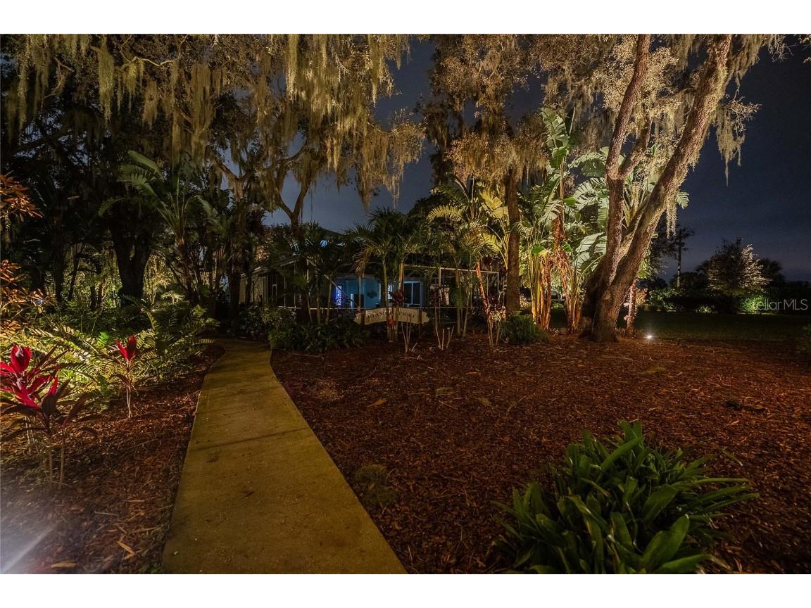 2424 Burns Avenue Lake Wales FL 33898 L4957741 image80