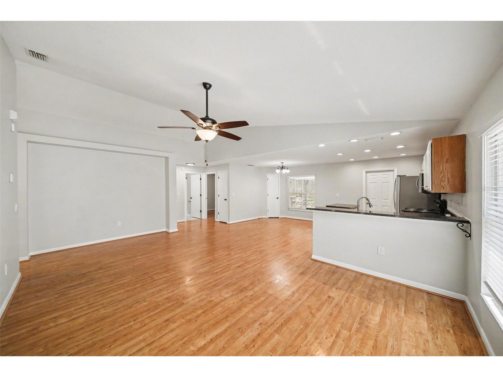 2424 Camden Oaks Place Valrico FL 33594 O6398872 image8