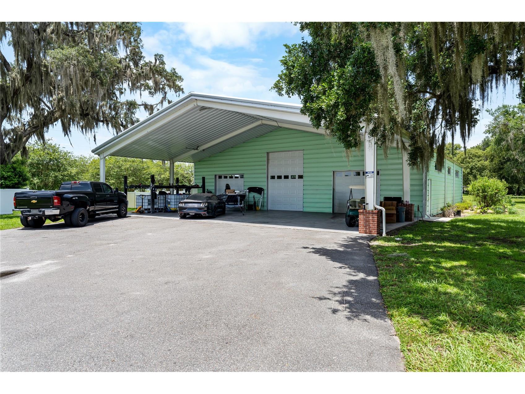 2424 E New York Avenue Deland FL 32724 - LAKE WINNEMISSETT O6423149 image48