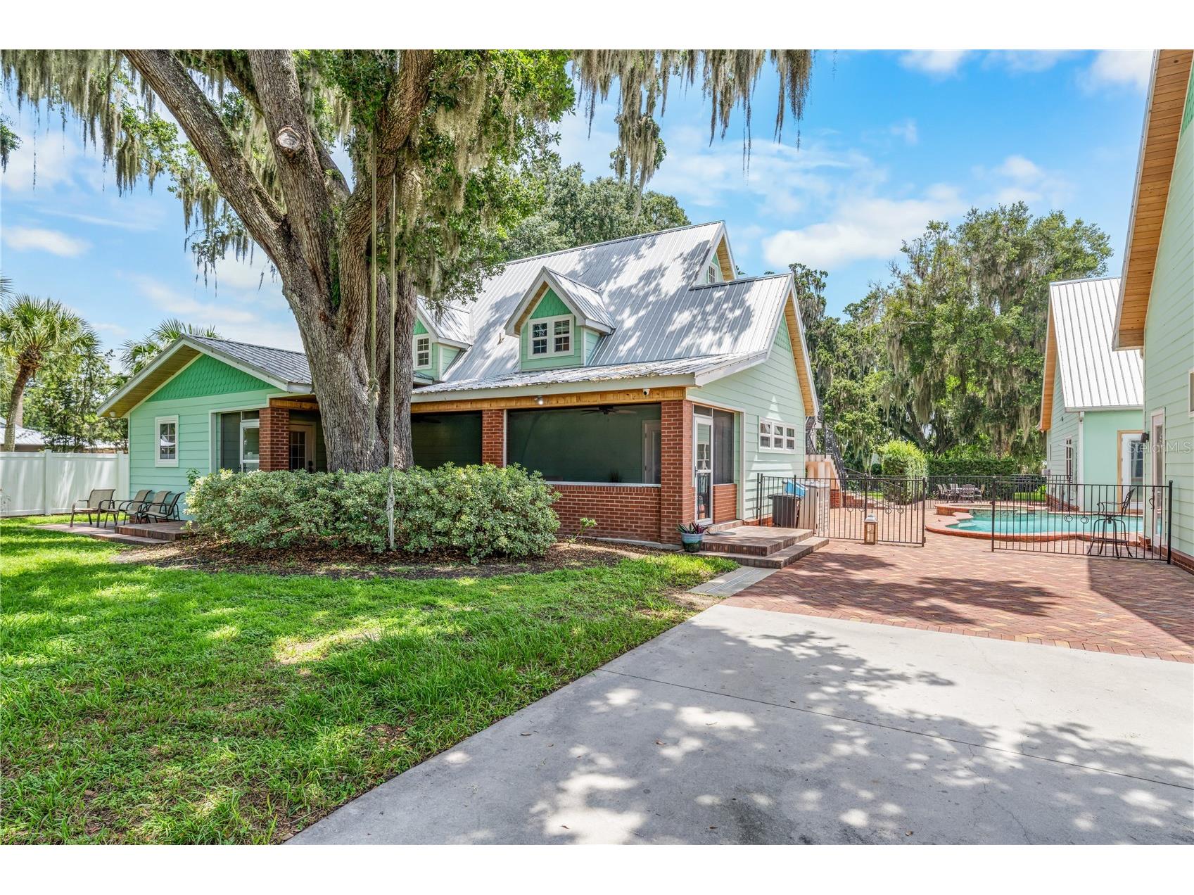 2424 E New York Avenue Deland FL 32724 - LAKE WINNEMISSETT O6423149 image65