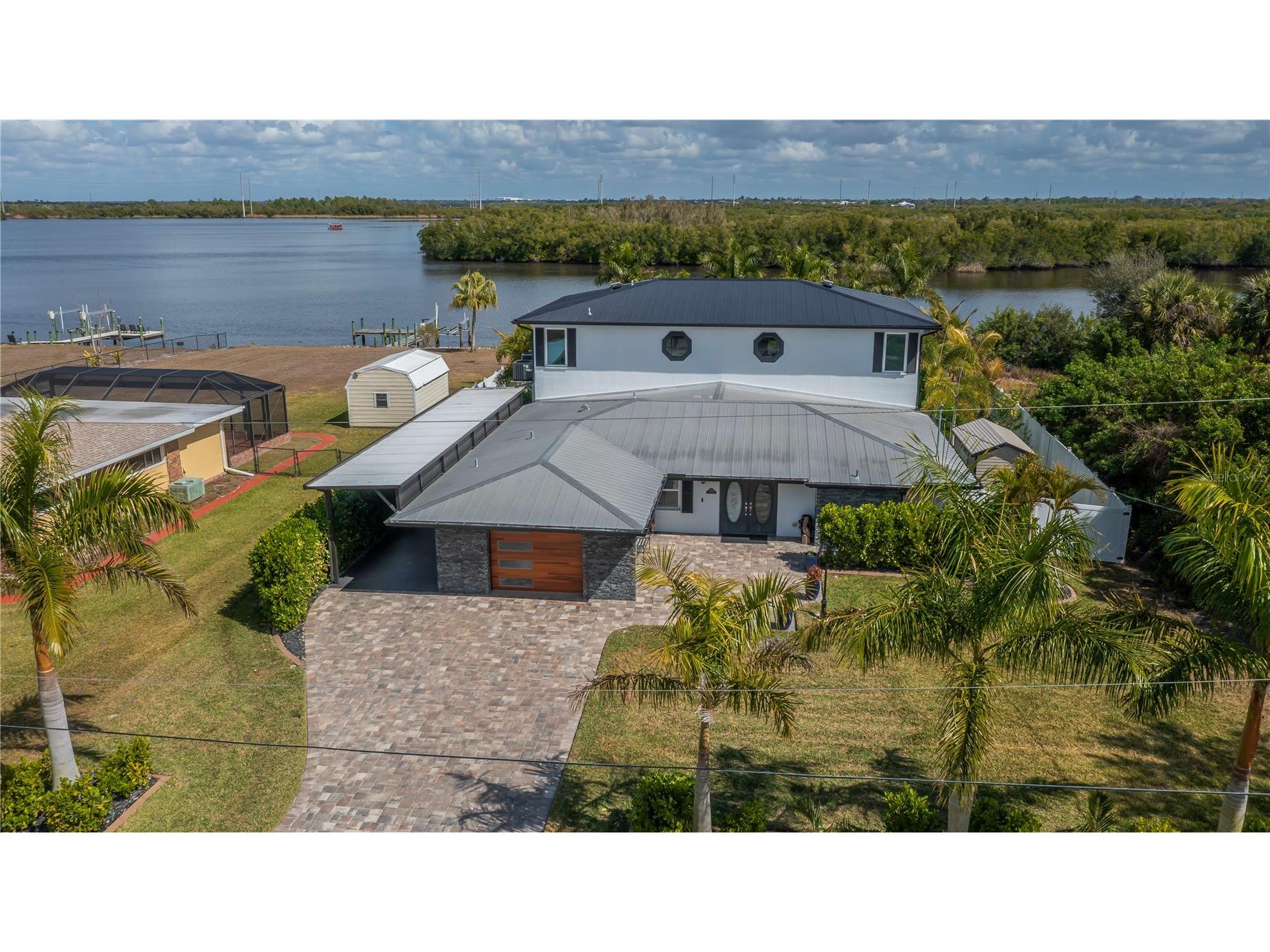 2424 Harbour Drive Punta Gorda FL 33983 - PEACE RIVER C7522148 image5