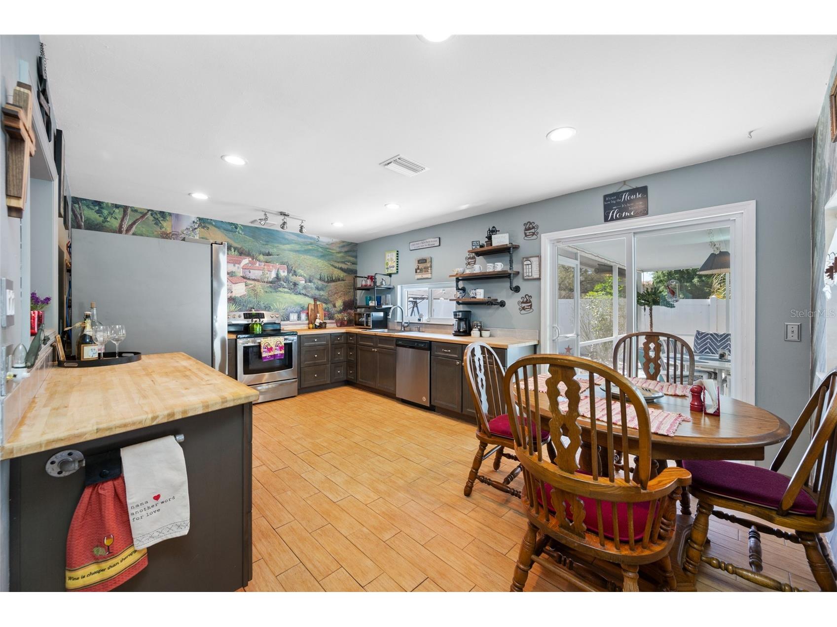2424 Osprey Avenue Palm Harbor FL 34683 TB8494082 image10