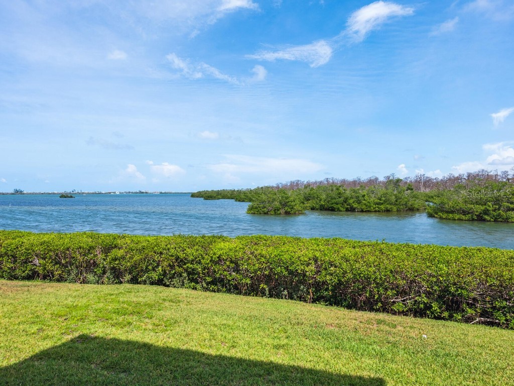 2424 Placida Road #D102 Englewood FL 34224 - LEMON BAY ICW OYSTER CREEK A4654623 image14