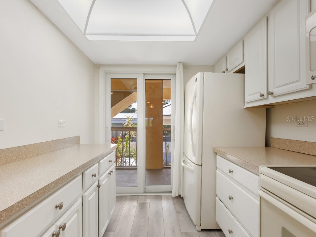 2424 Placida Road #D102 Englewood FL 34224 - LEMON BAY ICW OYSTER CREEK A4654623 image25