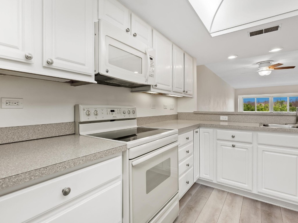 2424 Placida Road #D102 Englewood FL 34224 - LEMON BAY ICW OYSTER CREEK A4654623 image26