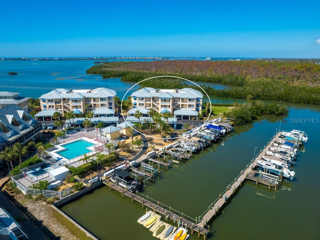 2424 Placida Road #D102 Englewood FL 34224 - LEMON BAY ICW OYSTER CREEK A4654623 image3