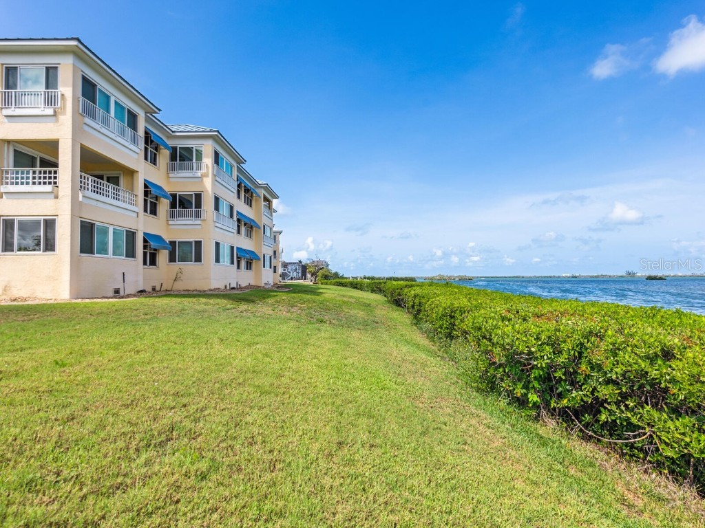 2424 Placida Road #D102 Englewood FL 34224 - LEMON BAY ICW OYSTER CREEK A4654623 image43