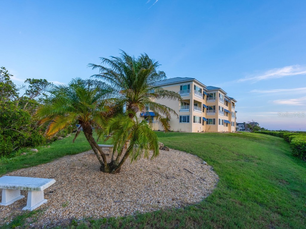 2424 Placida Road #D102 Englewood FL 34224 - LEMON BAY ICW OYSTER CREEK A4654623 image44