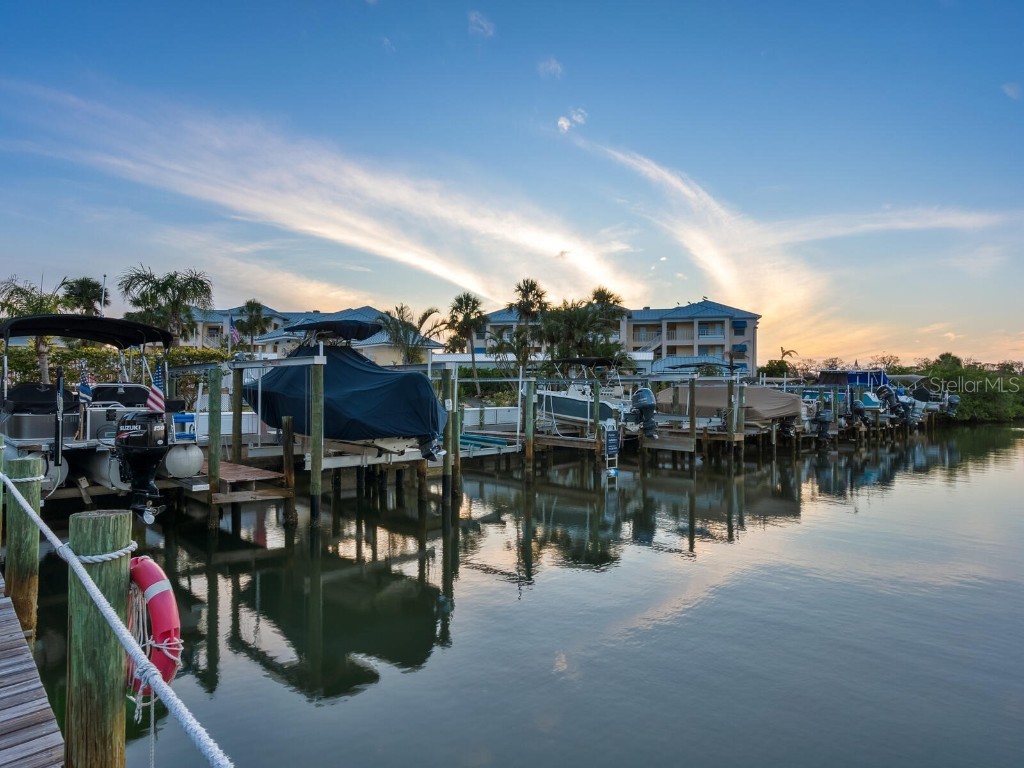 2424 Placida Road #D102 Englewood FL 34224 - LEMON BAY ICW OYSTER CREEK A4654623 image52