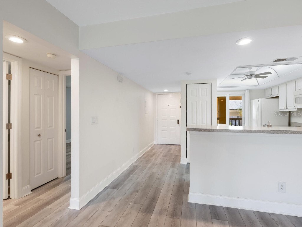 2424 Placida Road #D102 Englewood FL 34224 - LEMON BAY ICW OYSTER CREEK A4654623 image9