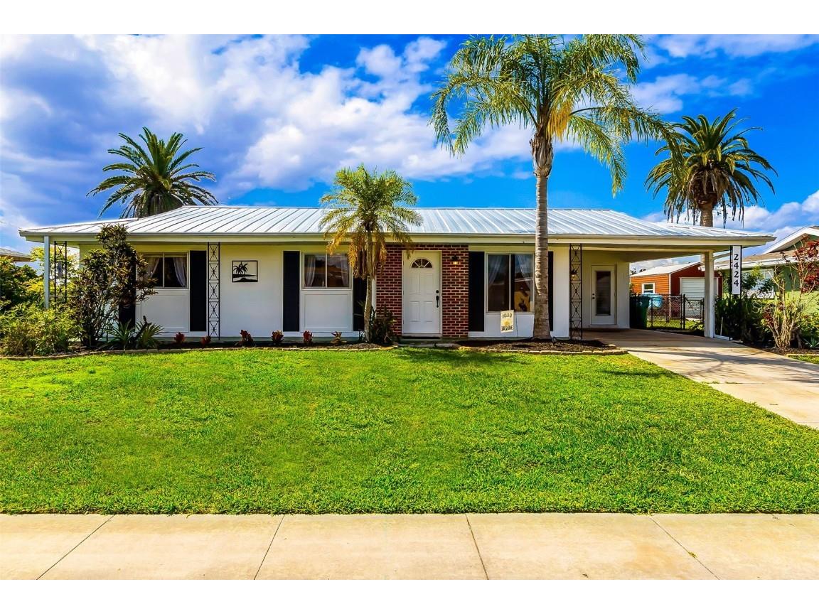 2424 Starlite Lane Port Charlotte FL 33952 - FORDHAM WATERWAY N6127316 image1