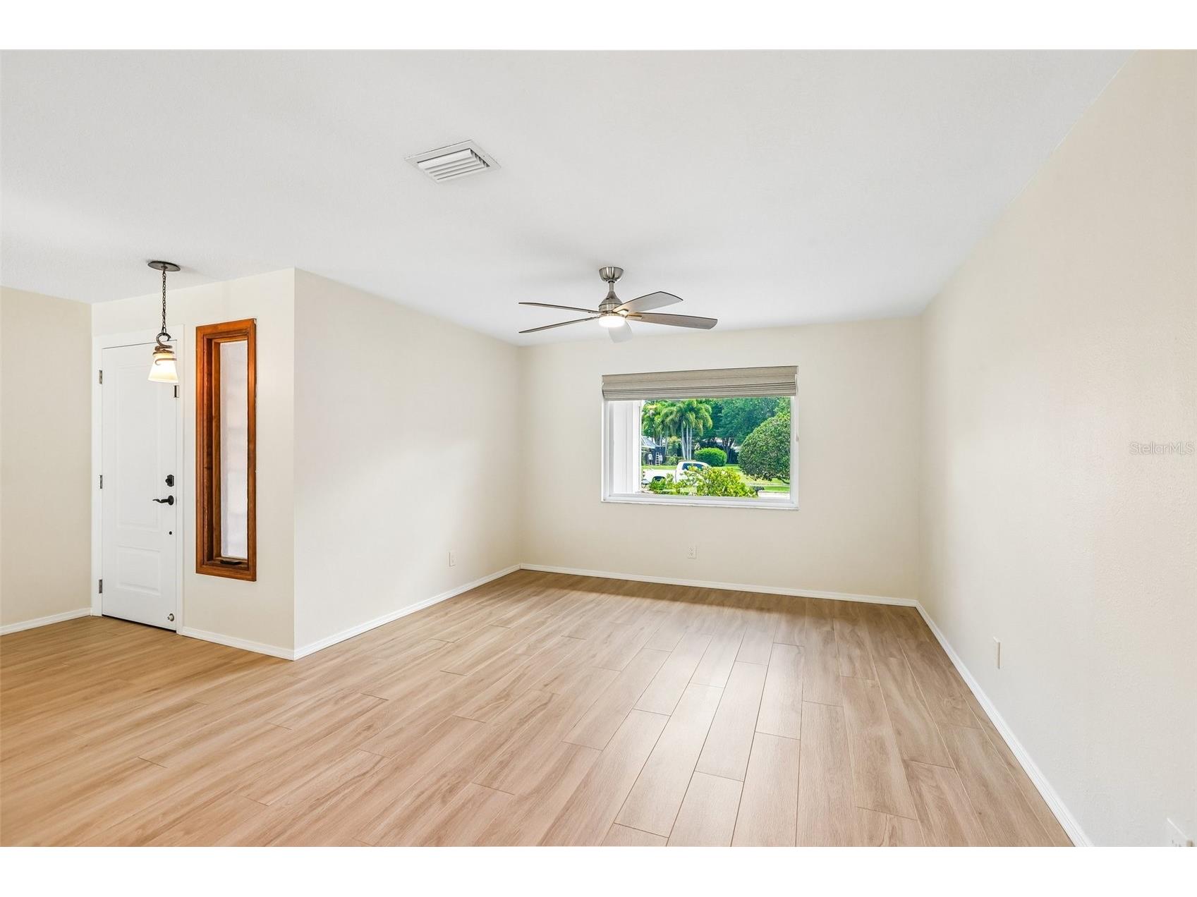 2424 Sundancer Drive Clearwater FL 33759 TB8507433 image14