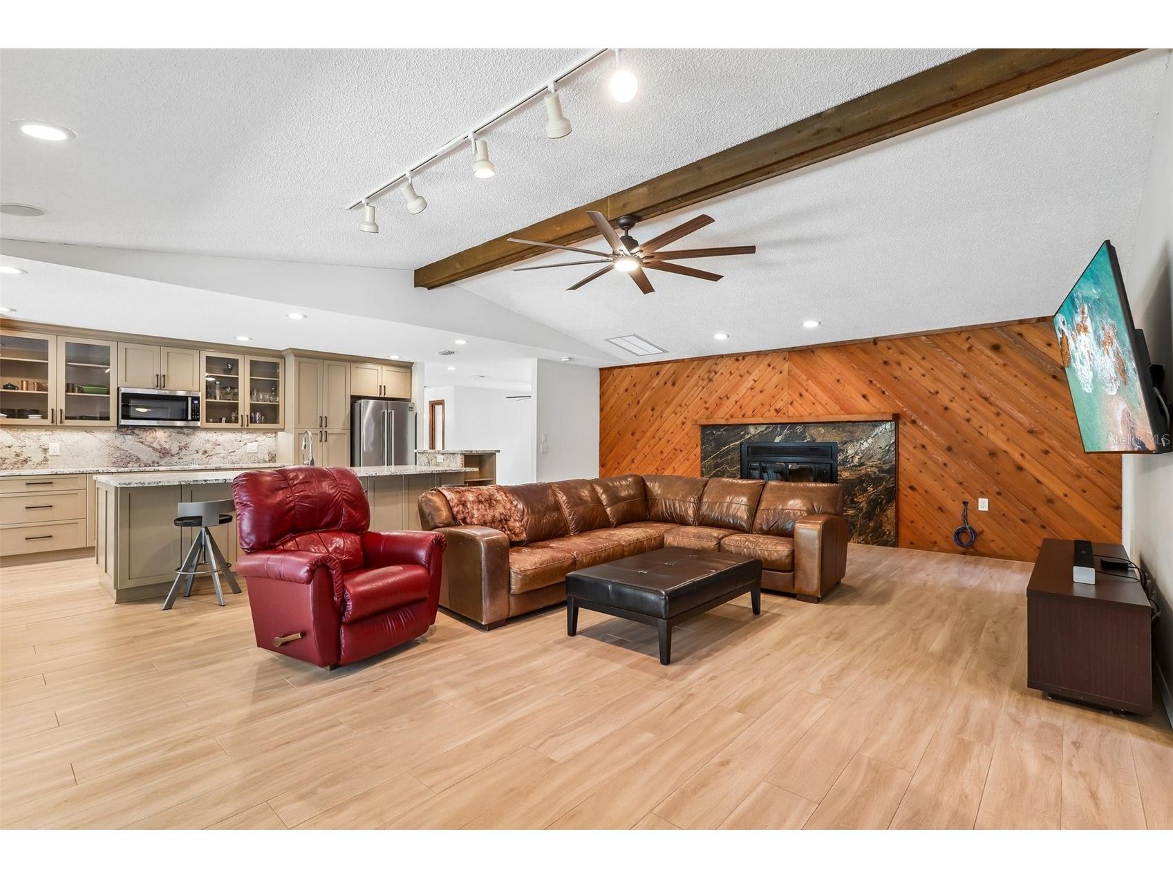2424 Sundancer Drive Clearwater FL 33759 TB8507433 image20