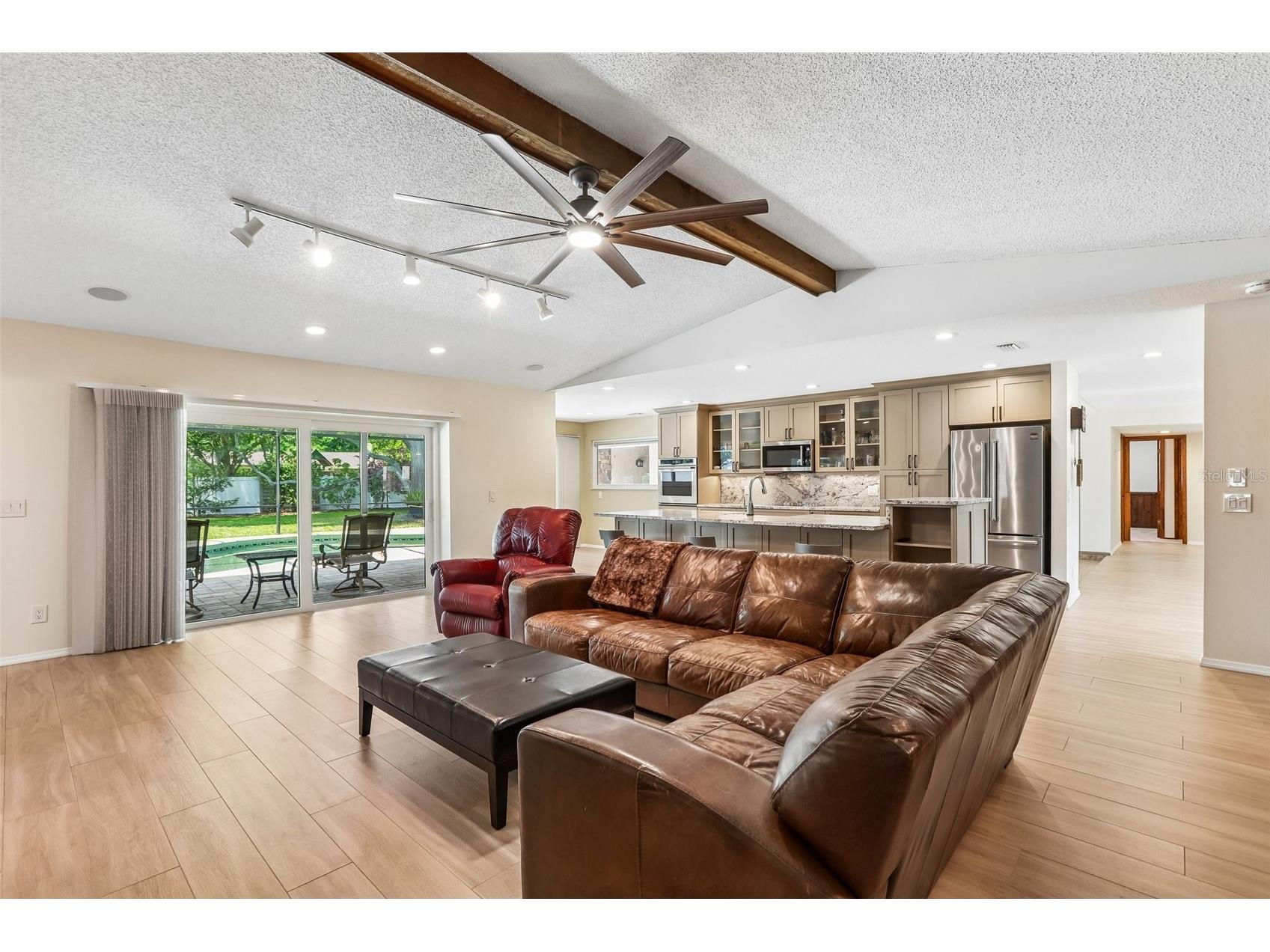 2424 Sundancer Drive Clearwater FL 33759 TB8507433 image22