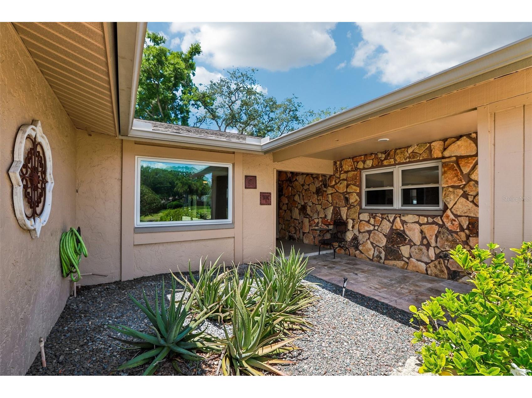 2424 Sundancer Drive Clearwater FL 33759 TB8507433 image6